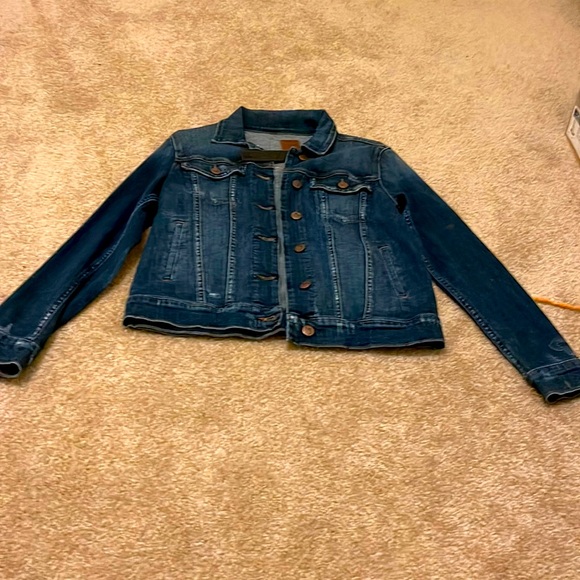 Jackets & Blazers - Joe’s vintage denim jacket, rare find get it today where it tomorrow😎